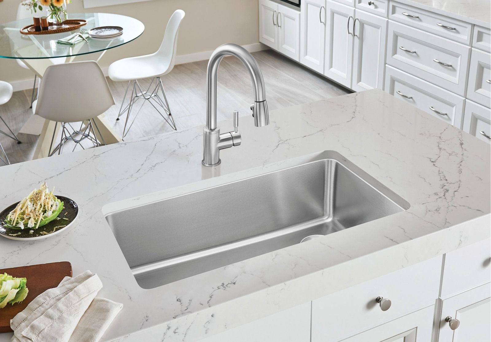 Formera 32-in Single Bowl Undermount Stainless Steel Kitchen Sink B2Q2 - product image 2