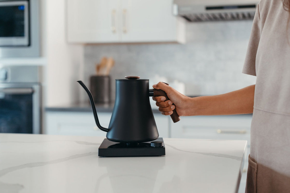 Stagg EKG Pro Electric Kettle, Black R8D8 - product image 5