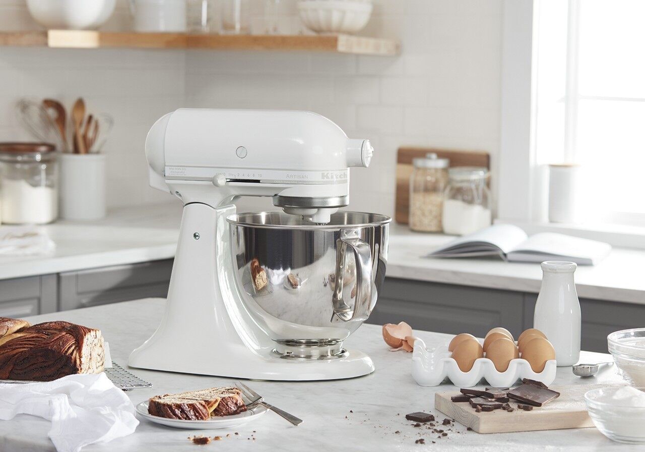 Artisan Series 5-Quart Tilt-Head Stand Mixer, White T4S7 - product image 7